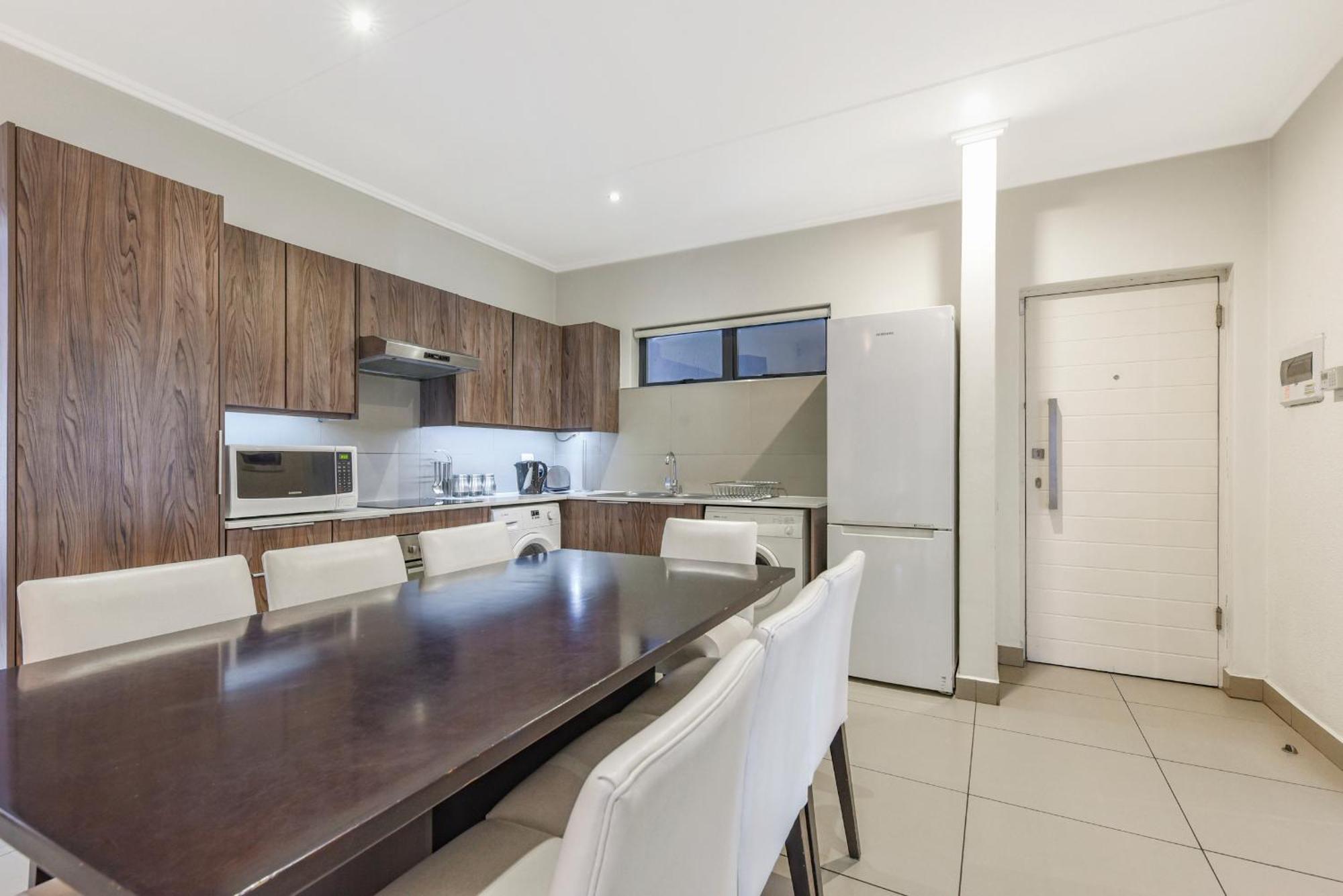 The Odyssey Lifestyle Complex Morningside - 2 Br Appartement *