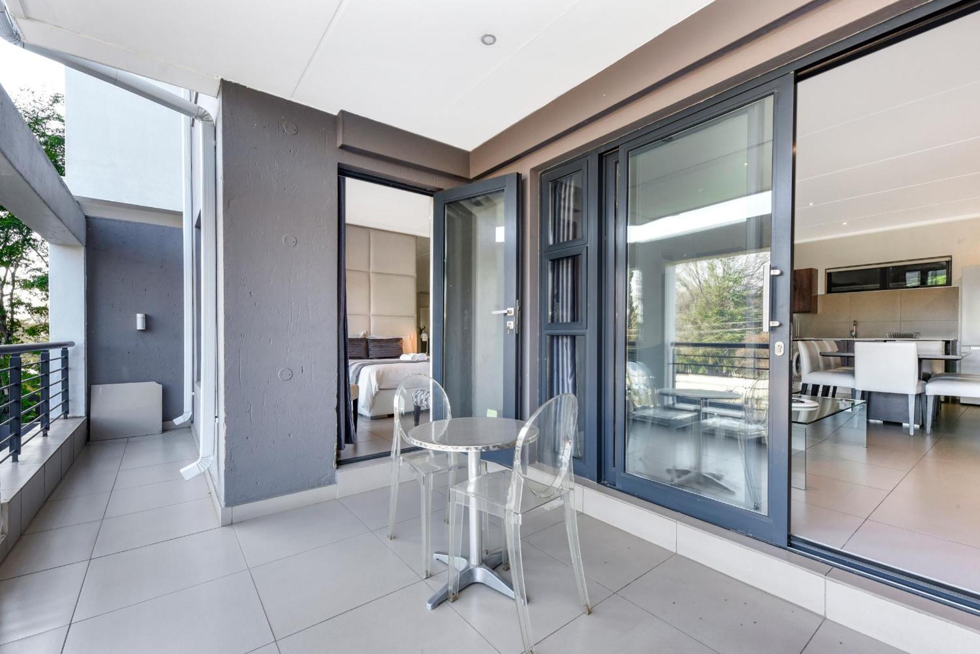 The Odyssey Lifestyle Complex Morningside - 2 Br Appartement Johannesburg